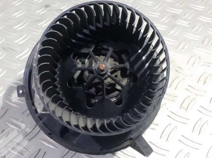Skoda Octavia Mk2 (1Z) (2004 - 2013)  F995428E Вентилятор печки