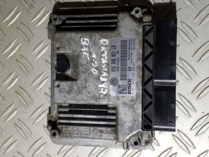 03G906021LB Skoda Octavia Mk2 (1Z) Galios (ECU) modulis