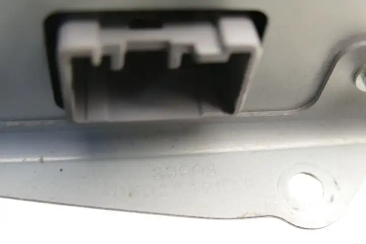 Dodge Caravan (2007 - 2014) 05026408AB Усилитель звука — фото 4