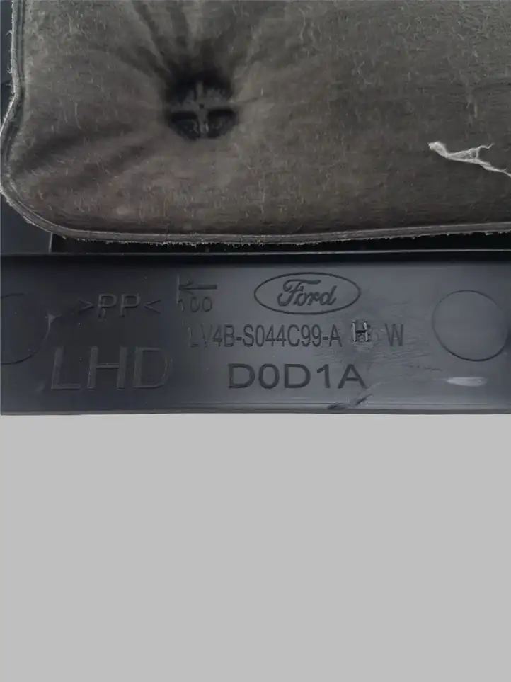 Ford Kuga III (2020 - ) LV4BS044C99A Прочие детали салона — фото 3