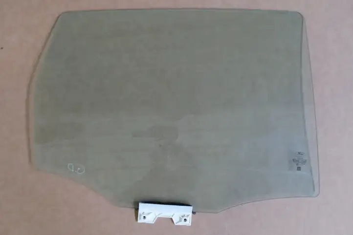 Ford Kuga II (2013 - 2019) CV44S25712 Стекло задней двери — фото 1