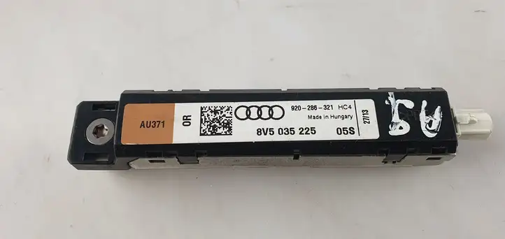 Audi A3/S3 8V (2012 - 2016) 8V5035225 Усилитель антенны — фото 2
