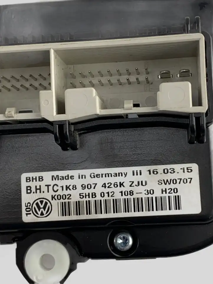 Volkswagen Jetta VI (2011 - 2018) 5HB01210830 Управление климат контролем — фото 3