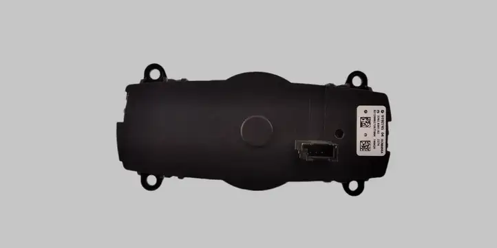 BMW 5 F10 F11 (2009 - 2016) 61319192745 Включатель фонарей — фото 2