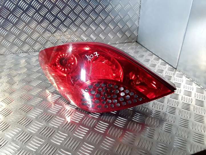 Peugeot 207 (2006 - 2009)  9649986680 Задний фонарь в кузове