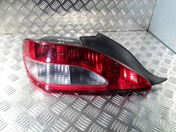 Peugeot 406 (1999 - 2006)  2289G Задний фонарь в кузове