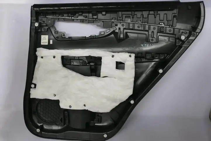 Nissan X-Trail T32 (2014 - 2021) 829774CCE0A Обшивка задней двери — фото 2