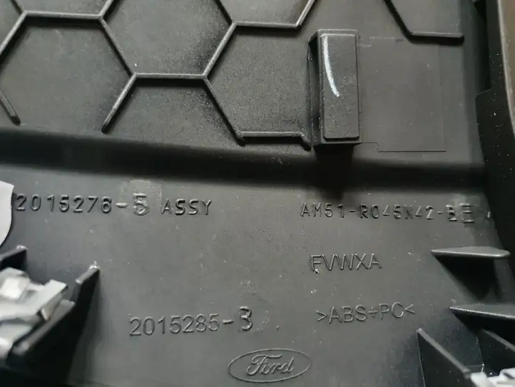 Ford Kuga II (2013 - 2019) AM51R045N42BE Декоративная планка — фото 3