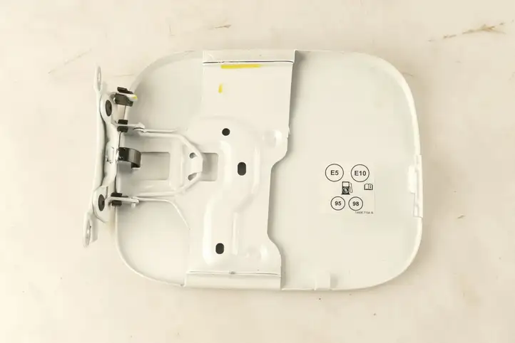 Dacia Sandero (2016 - )  788447116R Отделка у крышки топливного бака