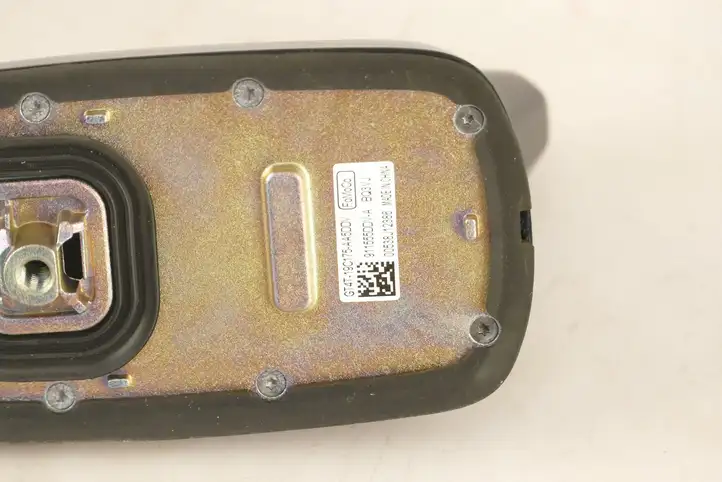Ford Kuga II (2013 - 2019) 6GT4T19C175AA5DDV GPS антенна — фото 4