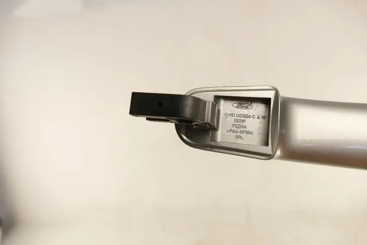 Ford Kuga II (2013 - 2019) AM51U22404 Наружная ручка двери — фото 4