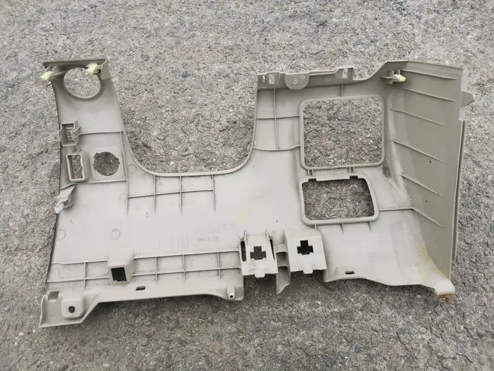 Lexus GX 470 (2002 - 2009)  5543260410 Отделочный щит панели (боковой)