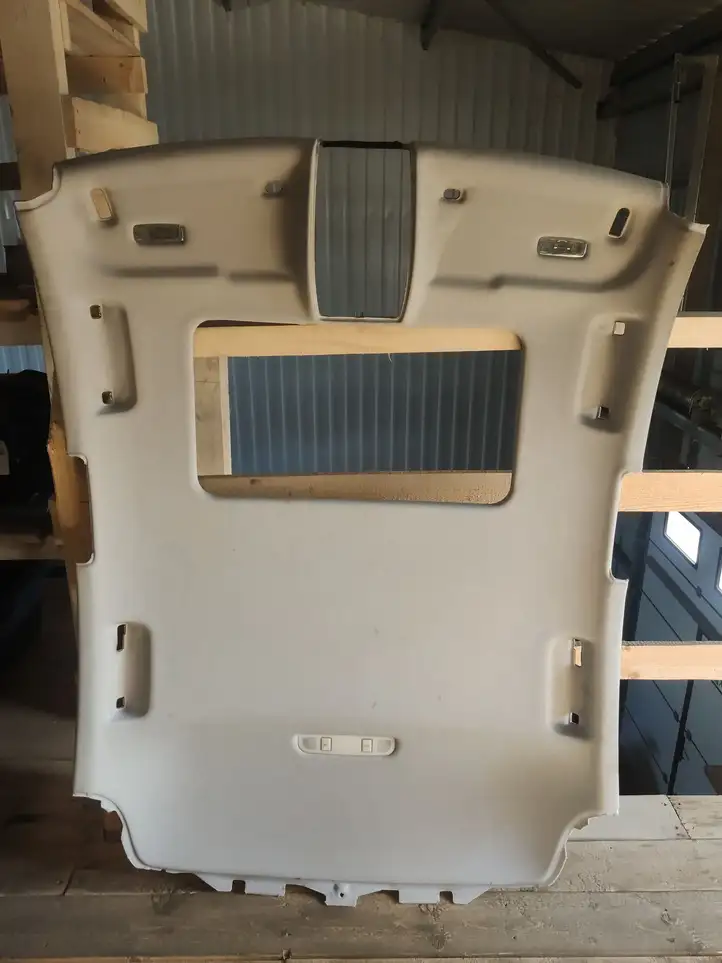 Audi A6 (2004 - 2008)   Потолок