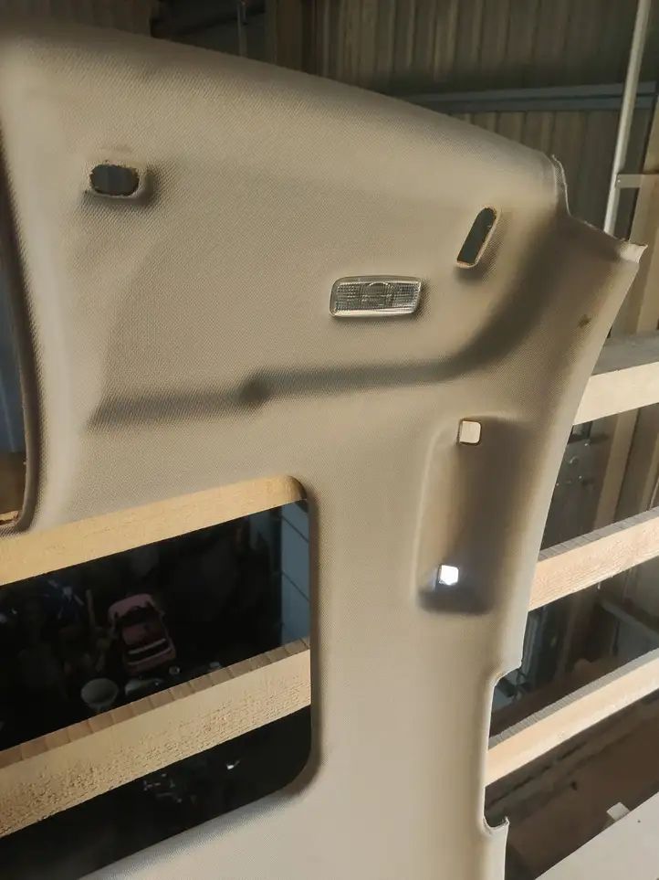 Audi A6 (2004 - 2008)   Потолок