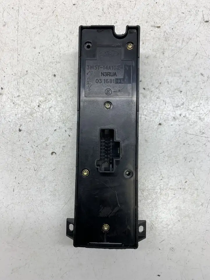 Ford Focus C-MAX (2003 - 2010) 3M5T14A132AE Кнопка стеклоподъемников — фото 2