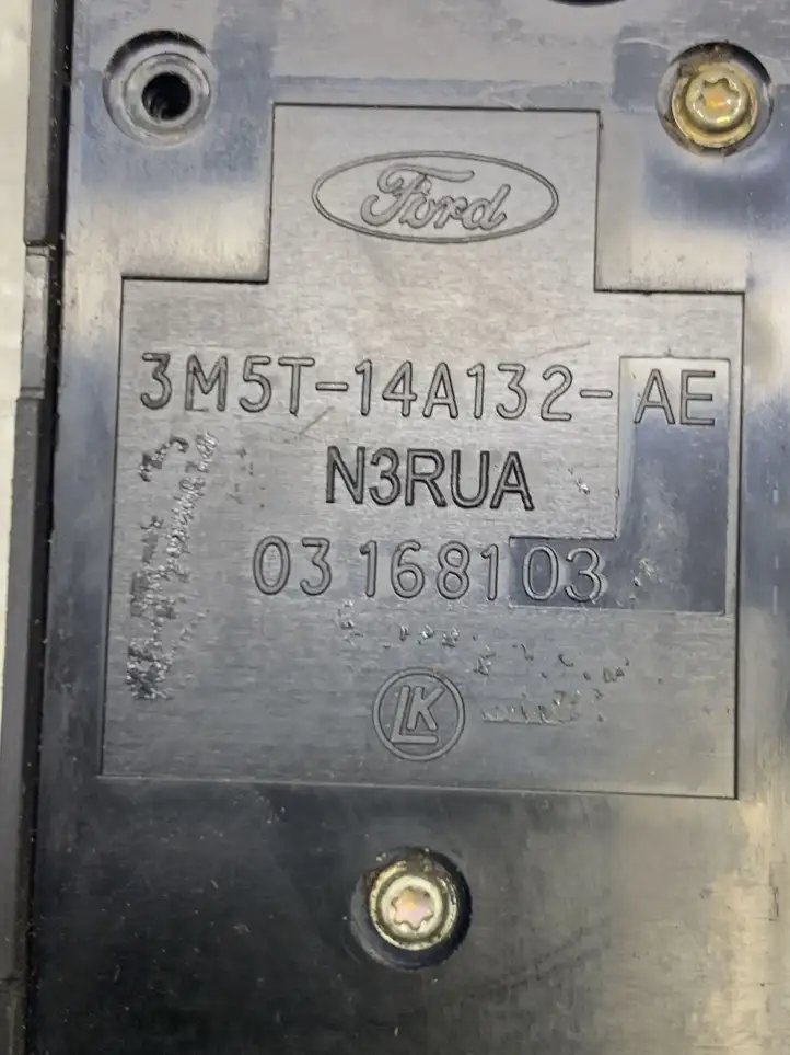 Ford Focus C-MAX (2003 - 2010) 3M5T14A132AE Кнопка стеклоподъемников — фото 3