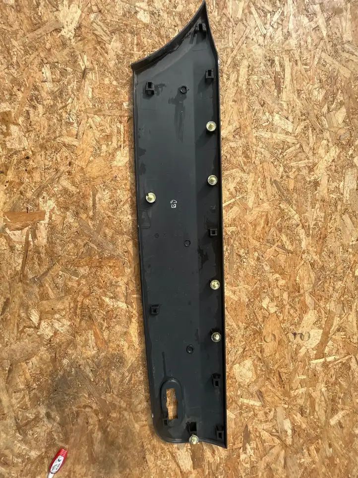 Mercedes-Benz Sprinter W906 (2006 - 2018)  A9066903500 молдинг на заднем крыле