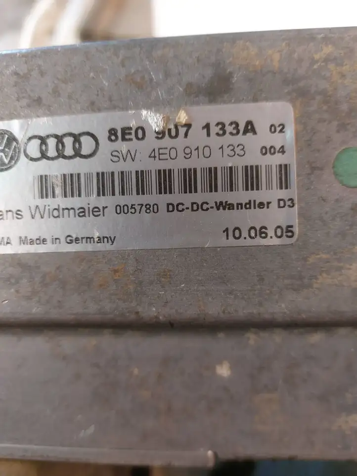 Audi A8 S8 D3 4E (2005 - 2007) 8E0907133A Прочие блоки управления — фото 2