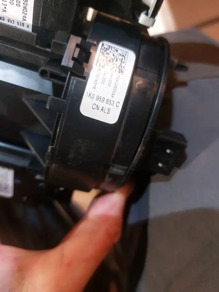Volkswagen Touran I (2003 - 2010) 1K0959653C Контактное кольцо SRS — фото 6