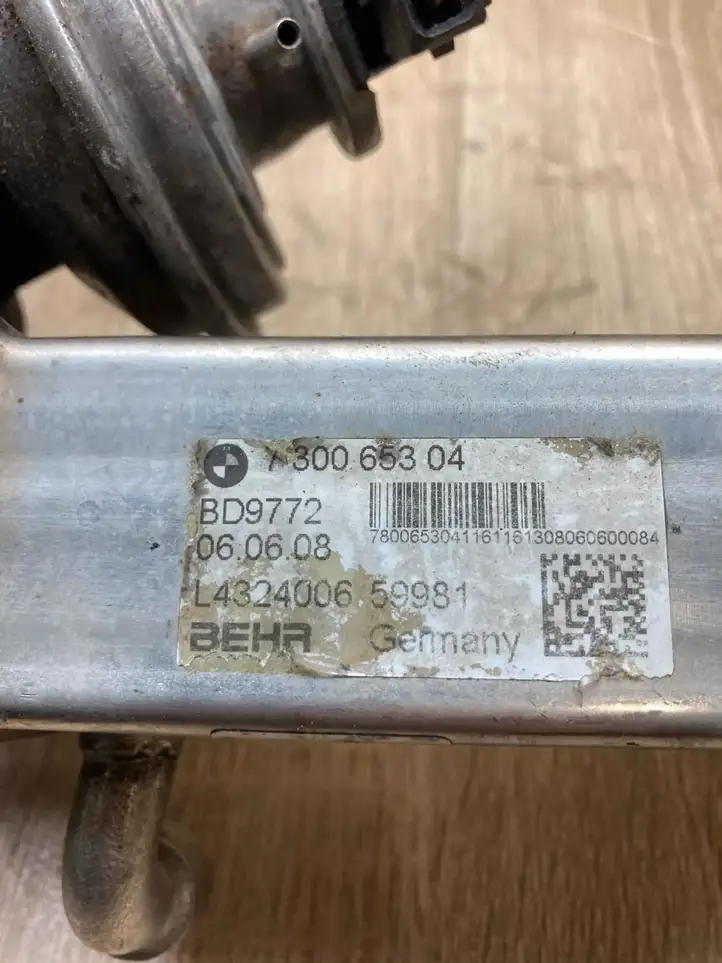 BMW 3 E90 E91 (2005 - 2012)  730065304 Охладитель EGR