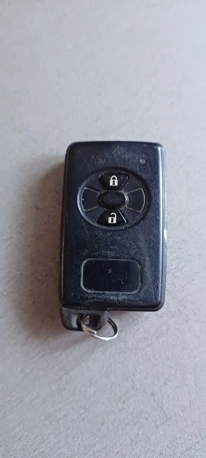 Toyota Auris 150 (2006 - 2012)   Ключ / карточка зажигания