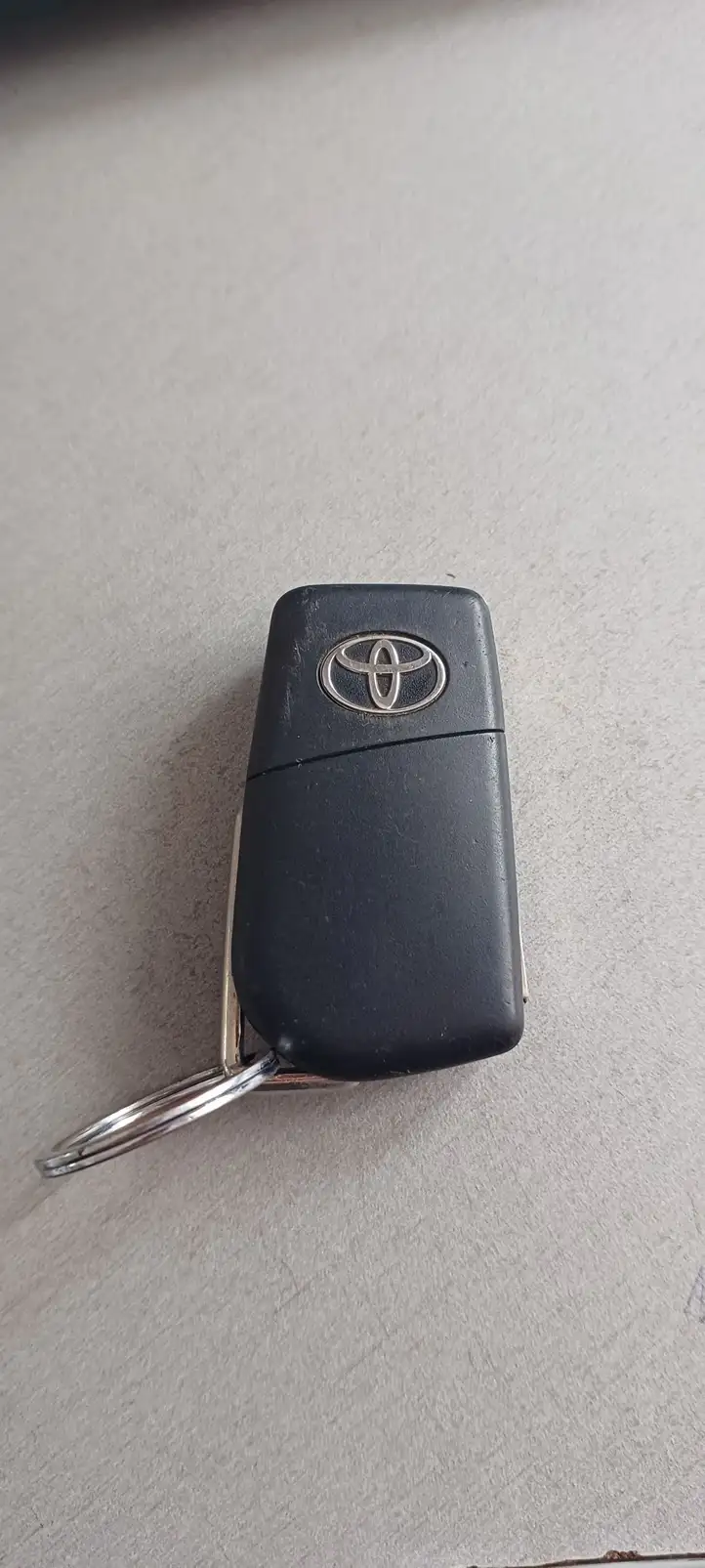 Toyota Verso (2012 - 2015) Ключ зажигания — фото 2