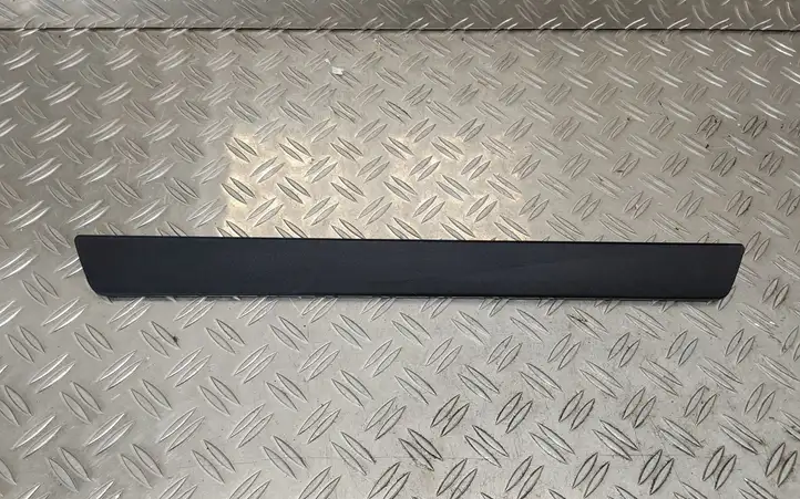Toyota Prius+ (ZVW40) (2011 - 2018) 6791147050 Внутренняя отделка переднего порога — фото 1