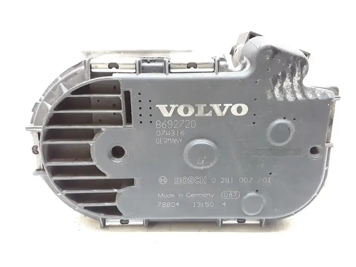 Volvo V70 (2007 - 2013) 8692720 Дроссельная заслонка — фото 3