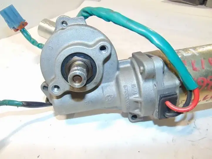 Renault Clio II (1998 - 2001) 8200091805 Комплект оси рулевого колеса — фото 4