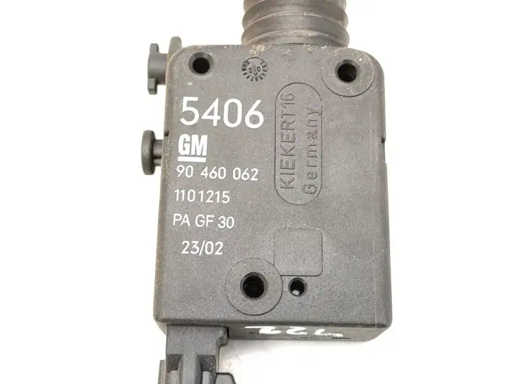 Opel Astra G (1998 - 2004) 90460062 Привод замка крышки топливного бака — фото 6