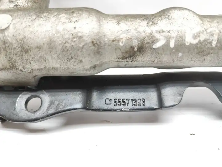Opel Astra J (2009 - 2012) 55571393 Магистральная топливная трубка — фото 4