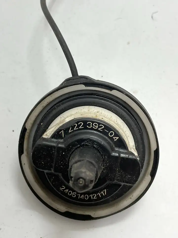 BMW 3 F30 F35 F31 (2012 - 2018) 7222392 Крышка топливного бака — фото 3