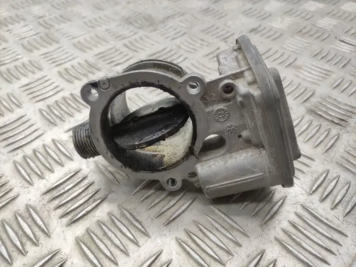 BMW 3 E90 E91 (2005 - 2012) 780437301 Дроссельная заслонка — фото 2