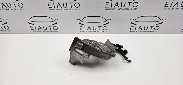 Citroen C5 (2004 - 2008) 96389217 Кронштейн топливного насоса — фото 3