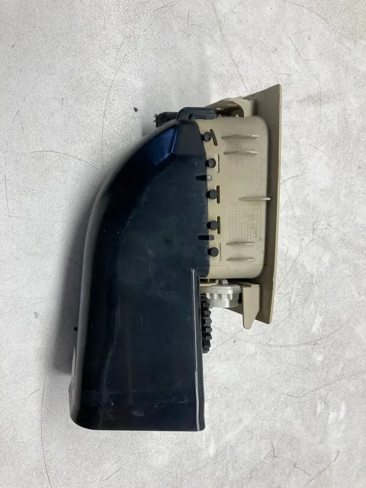 Volvo XC60 (2008 - 2013) 30671770LH Боковой воздушный дефлектор — фото 4