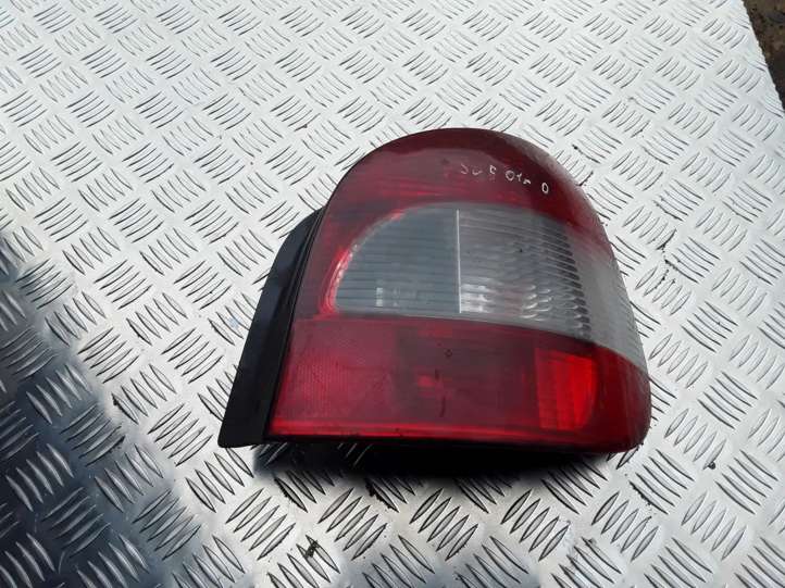Renault Scenic I (1996 - 2003)  7700428055 Задний фонарь в кузове