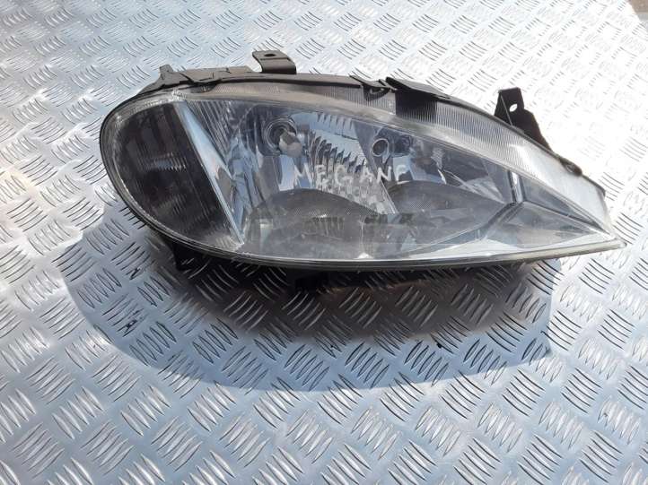 Renault Megane I (1995 - 2002)  7700427870 Передняя фара