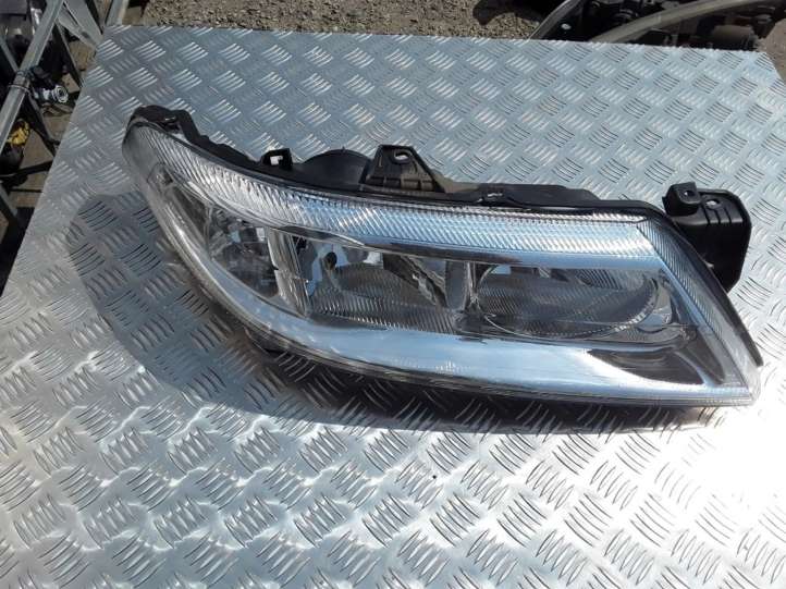 Renault Laguna (2001 - 2005)  8200002847 Передняя фара