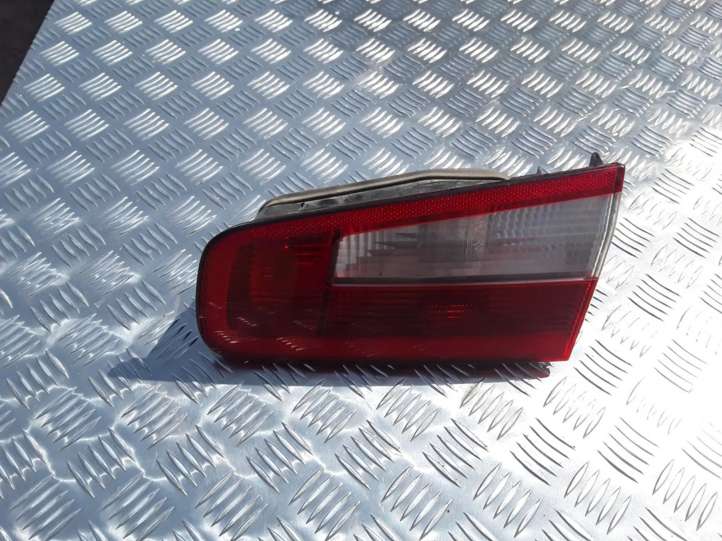 Renault Laguna (2001 - 2005)  8200002476 Задний фонарь в крышке багажника