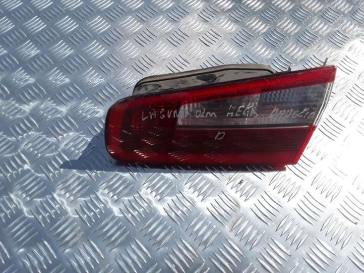 Renault Laguna (2001 - 2005)  8200002476 Задний фонарь в крышке багажника