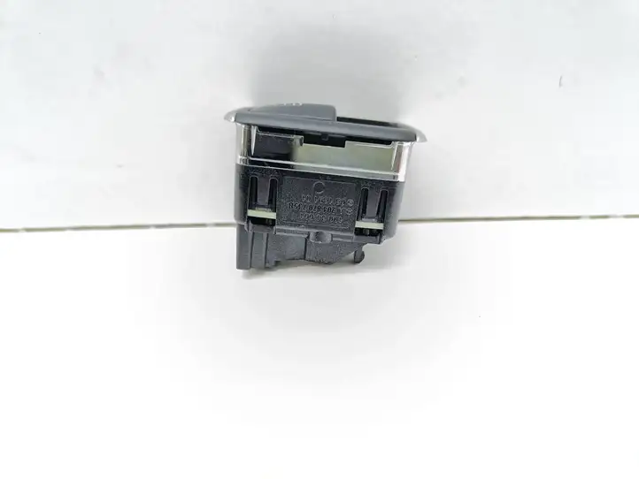 Mercedes-Benz E W212 (2009 - 2016) A2048707358 Блок кнопок стеклоподъемников — фото 2