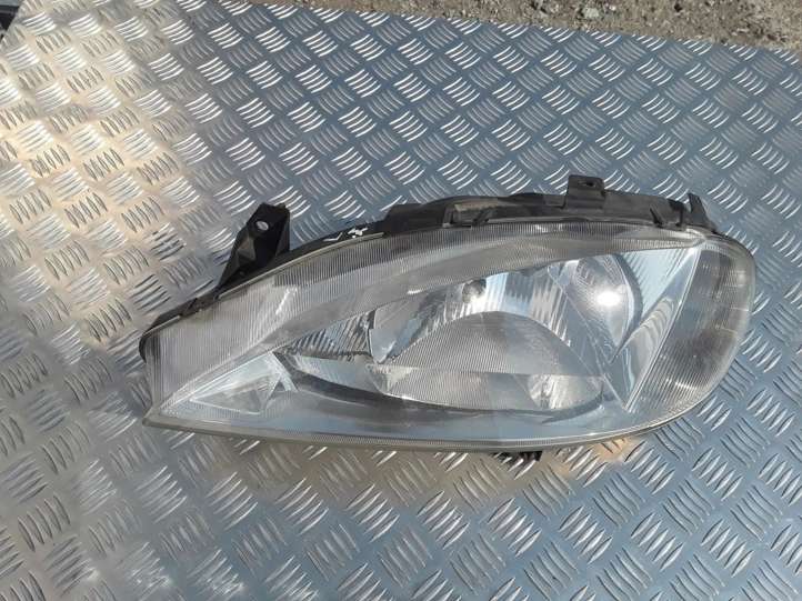 Renault Megane II (2002 - 2005)  7700427872G Передняя фара