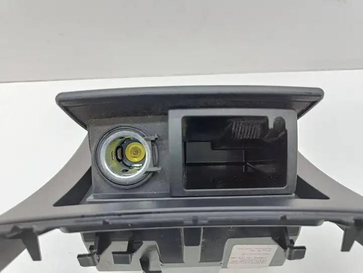 Mercedes-Benz E W212 (2009 - 2016) A2126803850 Задняя пепельница — фото 6