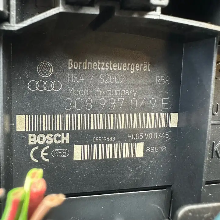 Volkswagen PASSAT B6 (2005 - 2010) 3C8937049E Модуль комфорта — фото 5