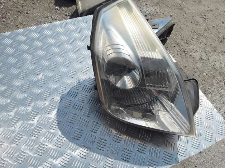 Renault Vel Satis (2002 - 2005)  8200014358 Передняя фара