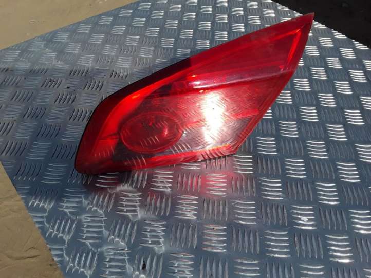 Renault Vel Satis (2002 - 2005)  8200014363 Задний фонарь в крышке багажника