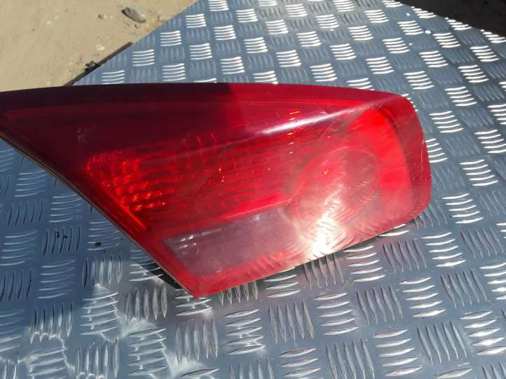 Renault Vel Satis (2002 - 2005)  8200014362 Задний фонарь в крышке багажника