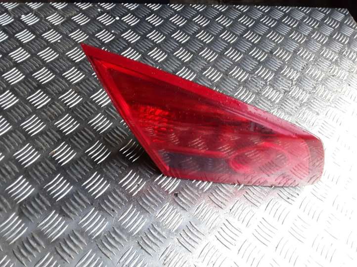Renault Vel Satis (2002 - 2005)  8200014362 Задний фонарь в крышке багажника
