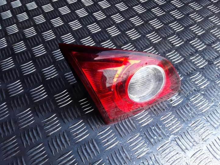 Nissan Qashqai (2006 - 2010)  89071063 Задний фонарь в крышке багажника