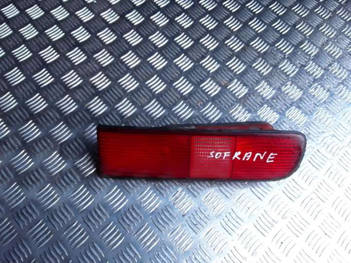 Renault Safrane (1996 - 2000)  7700847102 Задний фонарь в крышке багажника